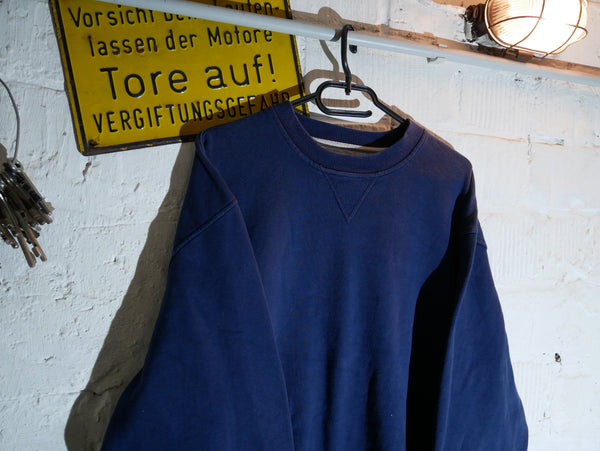 Vintage Champion Sweatshirt (L/XL)