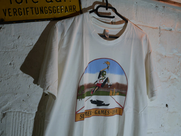 Vintage Graphic T-Shirt (M)