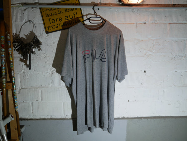 Vintage Fila T-Shirt (XL)