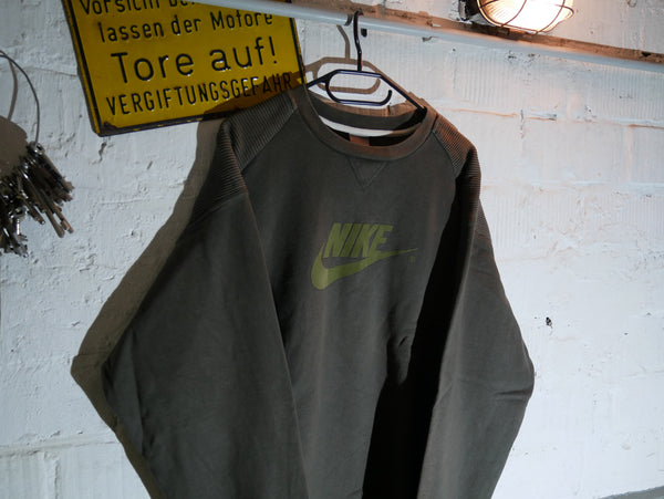 Vintage Nike Sweatshirt (XL)