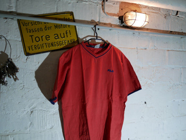 Vintage Fila T-Shirt (S/M)