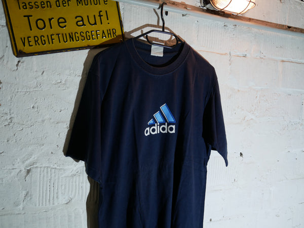 Vintage Adidas T-Shirt (M/L)