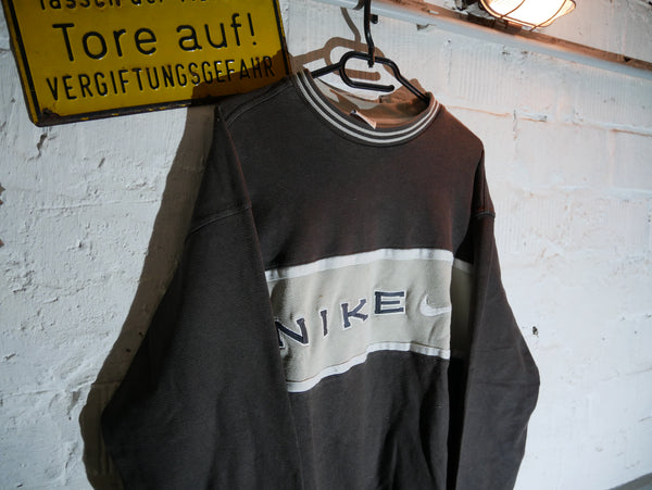 Vintage Nike Sweatshirt (XL)