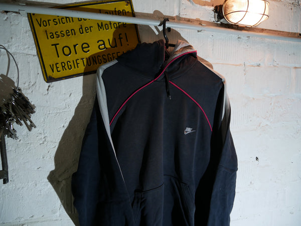 Vintage Nike Hoodie (L)