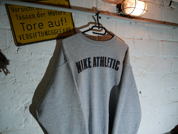 Vintage Nike Sweatshirt (M)