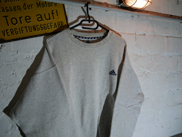 Vintage Adidas Sweatshirt (XL)