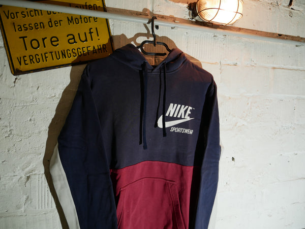 Vintage Nike Hoodie (L)