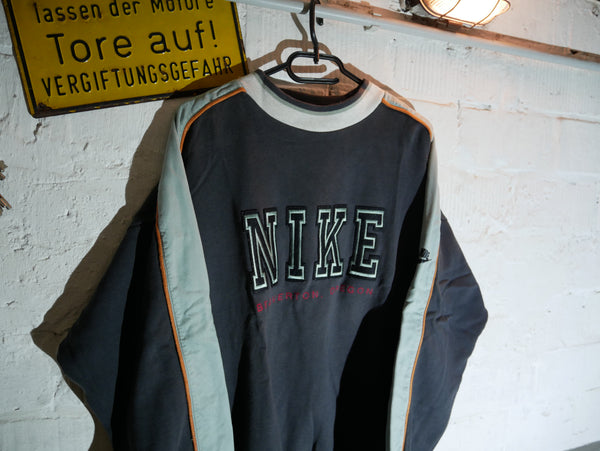 Vintage Nike Sweatshirt (L)