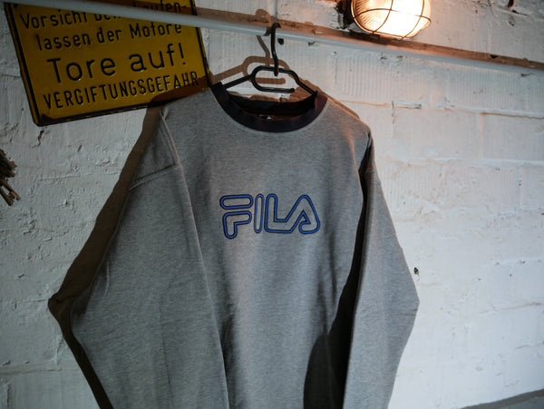 Vintage Fila Sweatshirt (L)