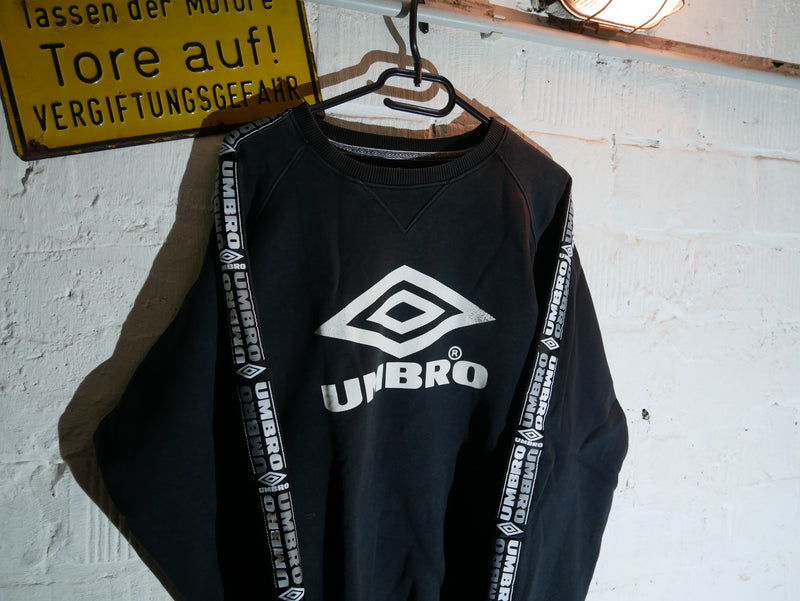 Vintage Umbro Sweatshirt (L)