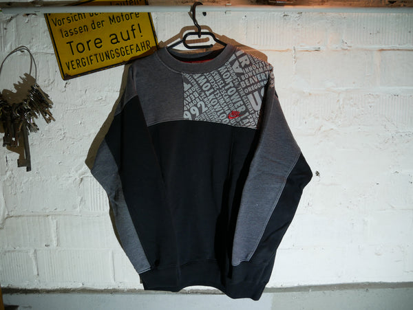 Vintage Nike Sweatshirt (XL)