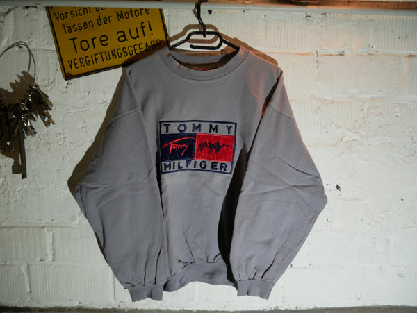 Vintage Bootleg Tommy Hilfiger Sweatshirt (M)