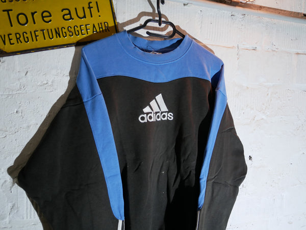 Vintage Adidas Sweatshirt (M/L)