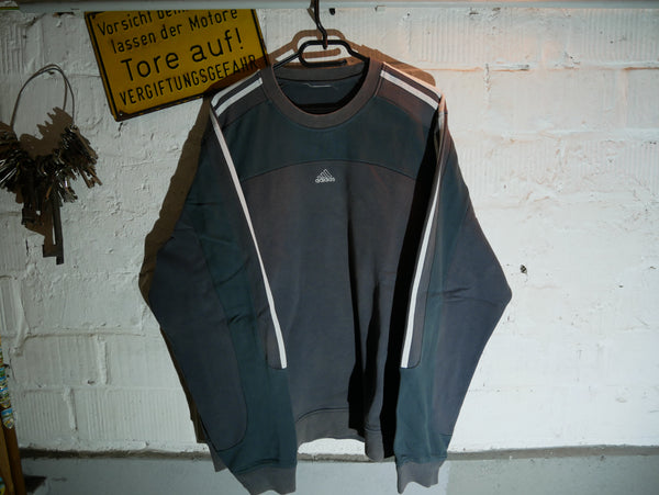 Vintage Adidas Sweatshirt (XL)
