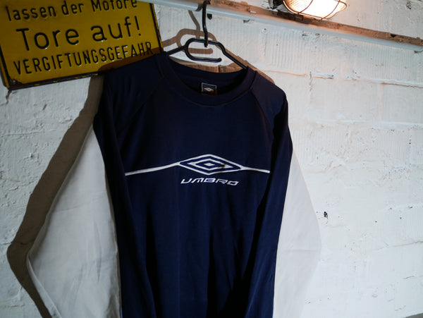 Vintage Umbro Polyester Sweatshirt (XL)