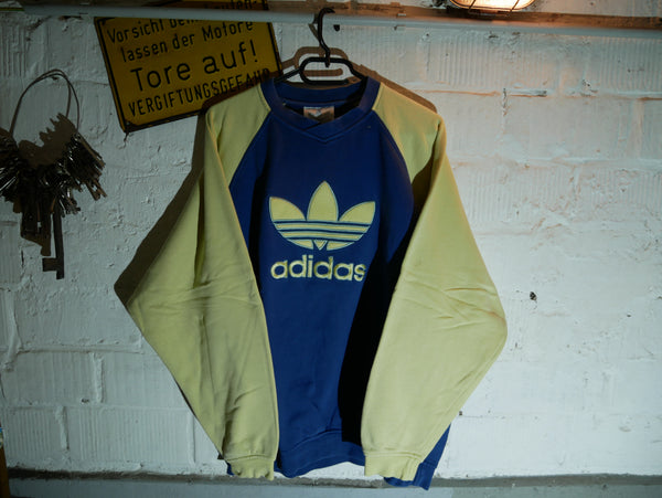 Vintage Adidas Sweatshirt (XL)