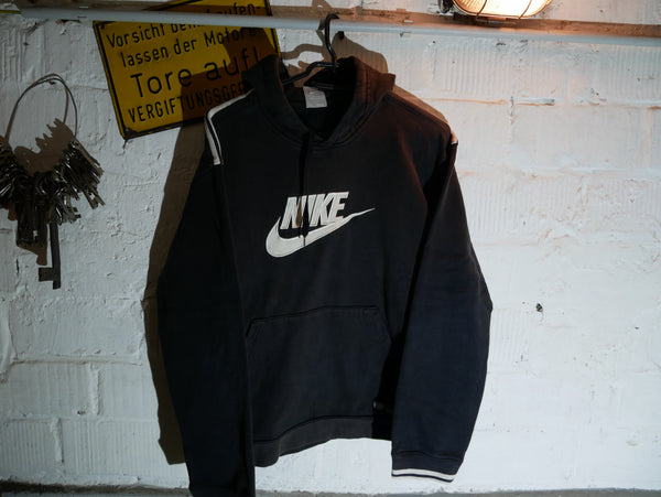 Vintage Nike Hoodie (S/M)